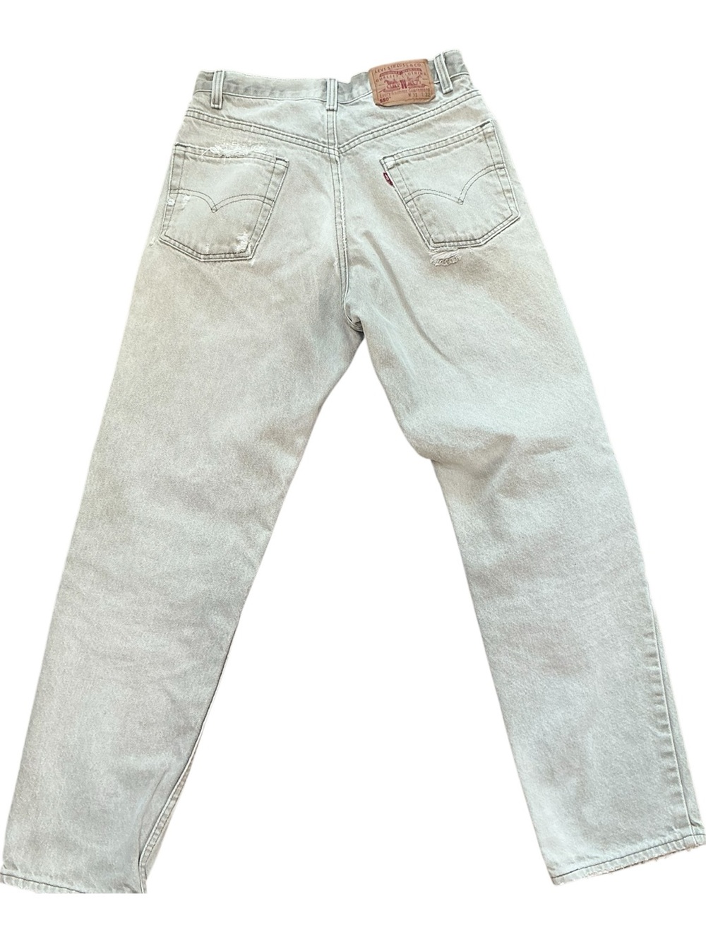 Vintage Levi’s 90s 550 relaxed fit tan jeans 29 x 30 USA made